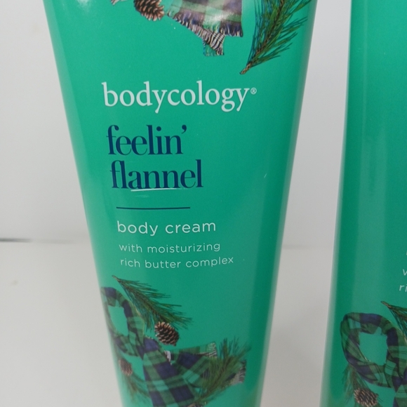 NEW 2 Bodycology Feelin' Flannel Body Cream Moisturizing Rich Butter Complex 8oz - Picture 2 of 4